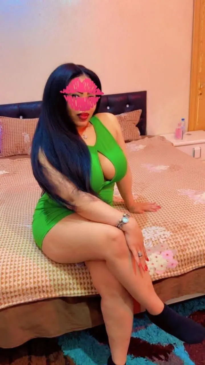 Escort Model Cristel