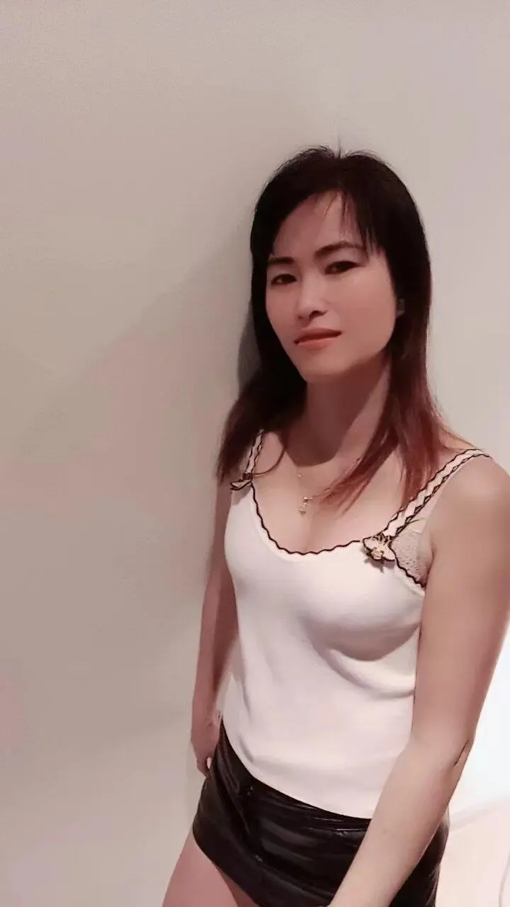Escort Model Siying S